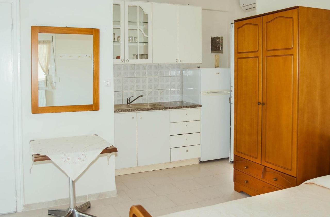 Ronzi Apartments كامينا فورلا المظهر الخارجي الصورة